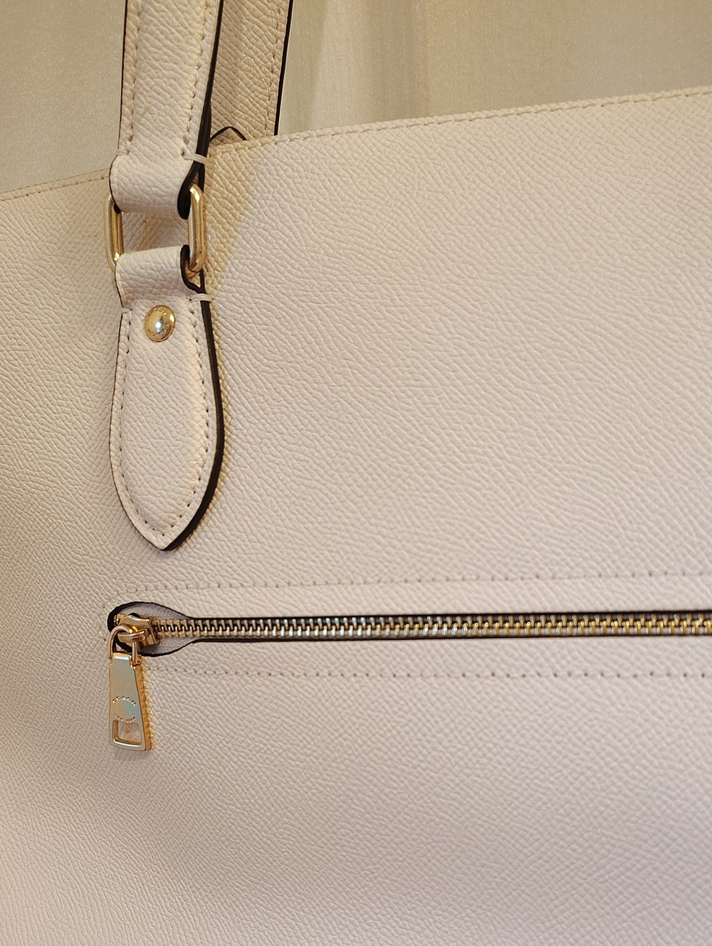 Coach Cream Gallery Leather Tote with Gold Logo - Picture 9 of 11